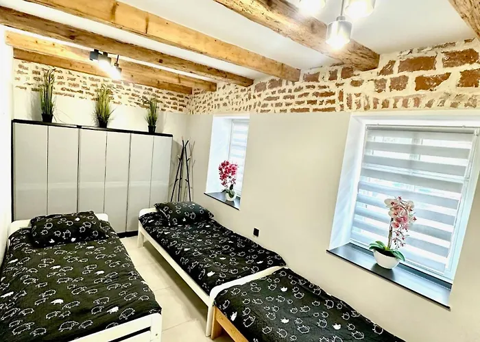 Marianowka 홈스테이 *